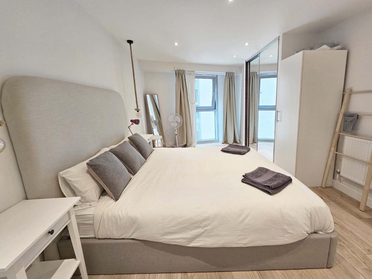 Beautiful 2 Bedroom Flat In Battersea Лондон Екстер'єр фото
